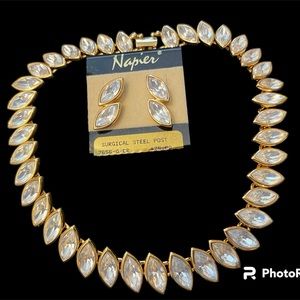 Vintage 1980s Signed Napier Goldplated & Swarovski Crystal Necklace & Earrings.